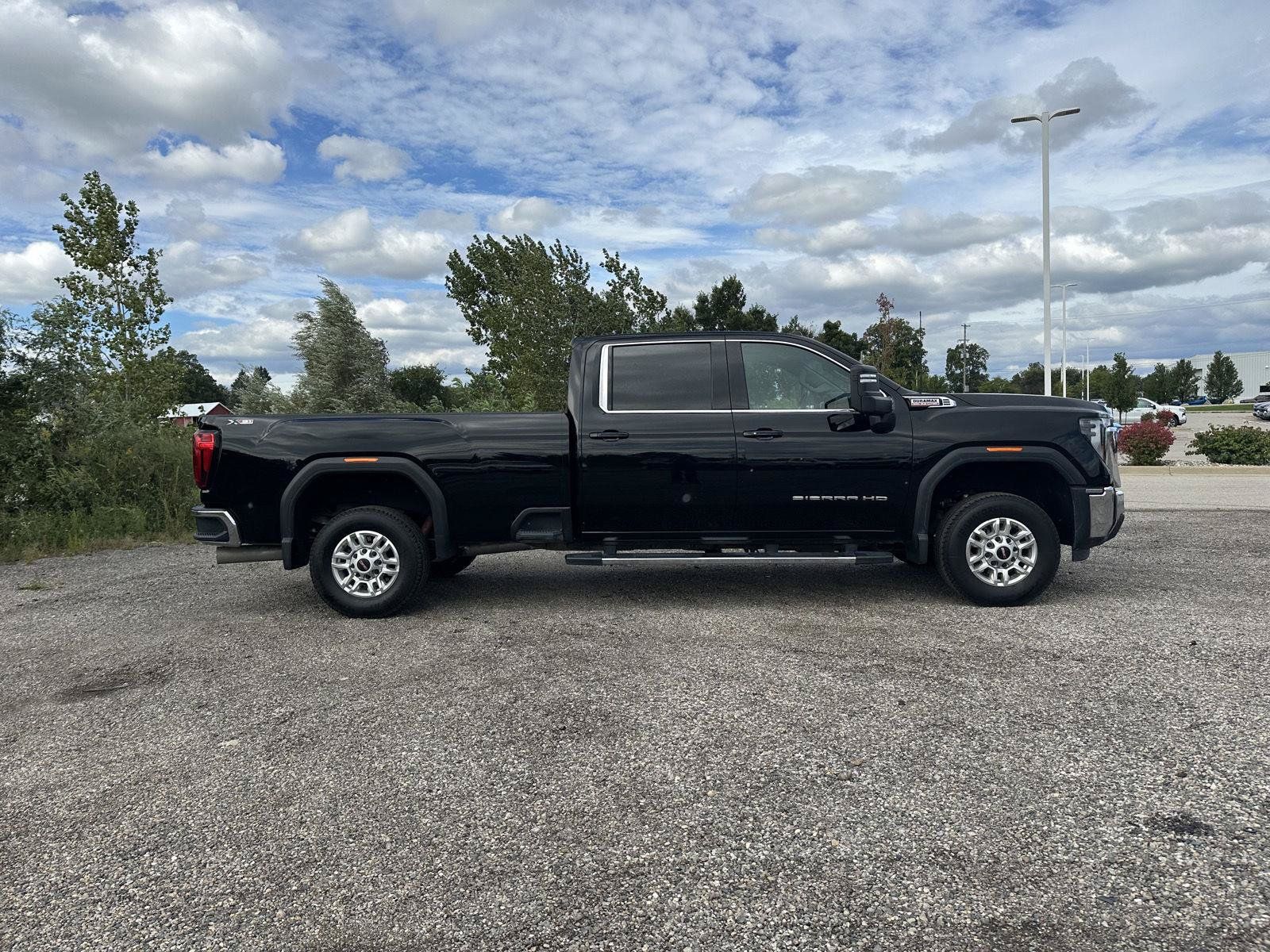 Used 2025 GMC Sierra 2500 SLE w/ Preferred Package AWD/4WD image 26