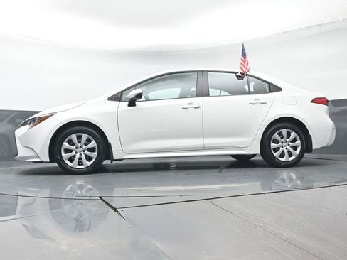 Certified 2024 Toyota Corolla LE image 29