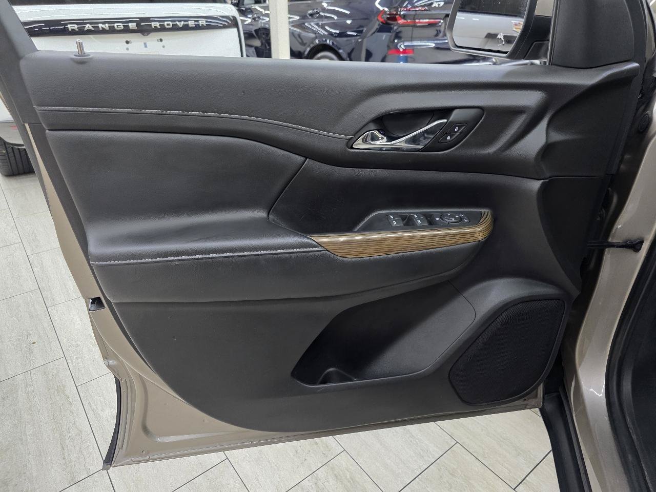 Used 2022 GMC Acadia SLE FWD image 38