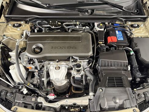 Used 2025 Honda Civic Sport image 11