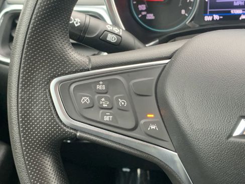 Certified 2022 Chevrolet Equinox LS w/ LS Convenience Package image 21