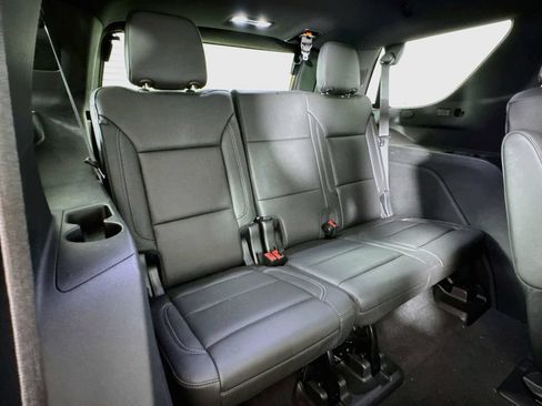 Used 2022 Chevrolet Tahoe LT w/ Luxury Package AWD/4WD image 28