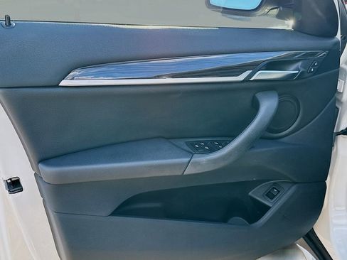 Used 2018 BMW X1 xDrive28i w/ Convenience Package image 21