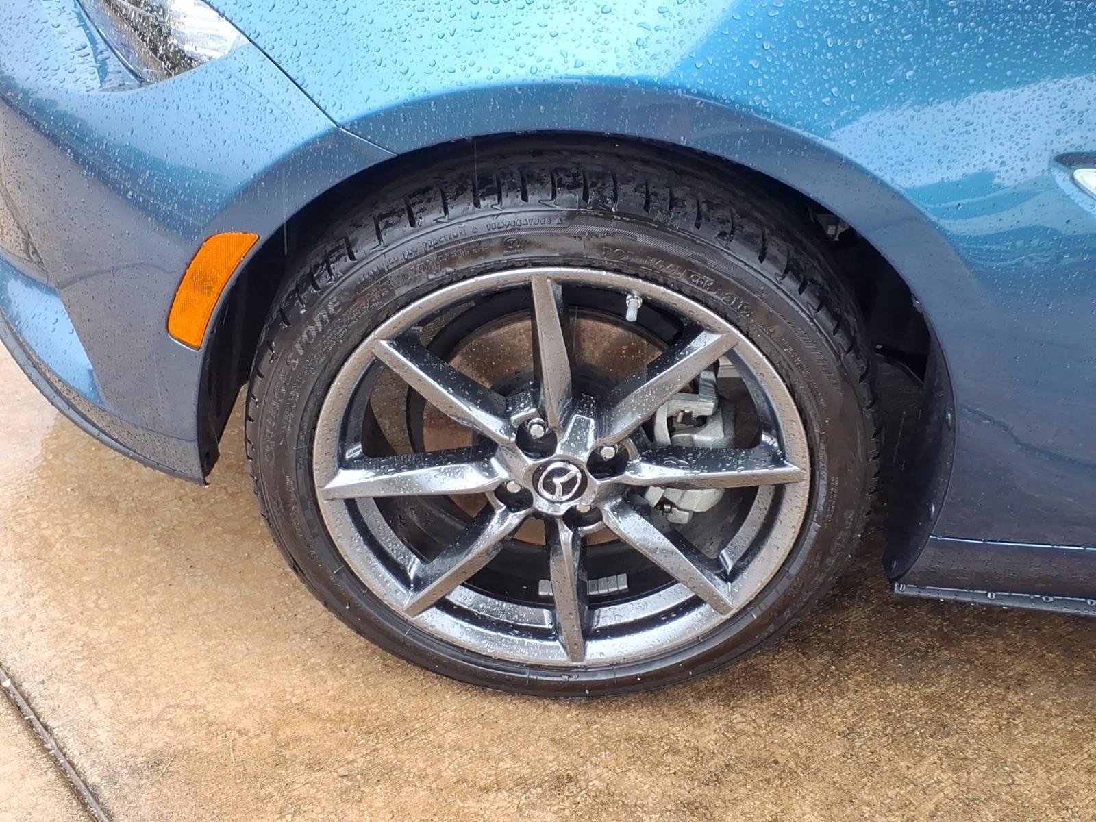 Used 2019 MAZDA MX-5 Miata RF Grand Touring RWD image 25