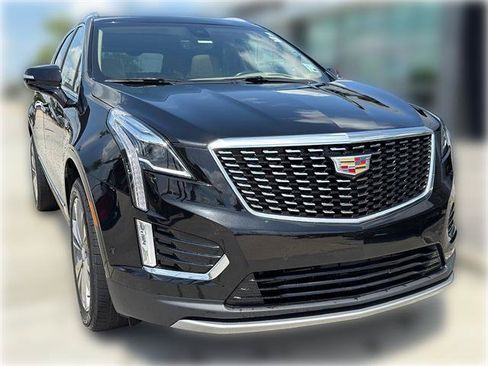 Used 2024 Cadillac XT5 Premium Luxury w/ Platinum Package FWD image 2