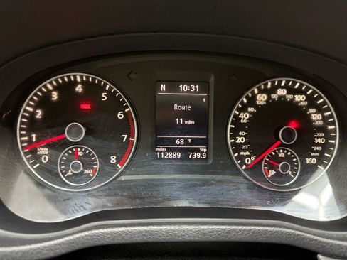 Used 2012 Volkswagen Passat 2.5 SE image 17