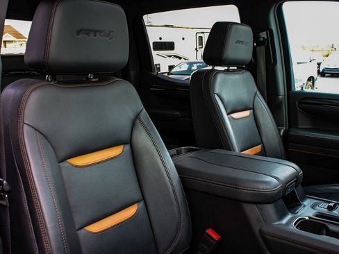 Used 2024 GMC Sierra 1500 AT4 w/ Technology Package image 38