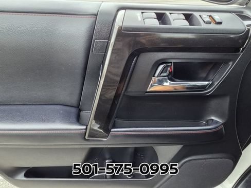 Used 2022 Toyota 4Runner TRD Off-Road Premium w/ Moonroof Package AWD/4WD image 33