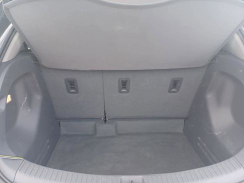 Used 2019 Chevrolet Bolt LT image 12