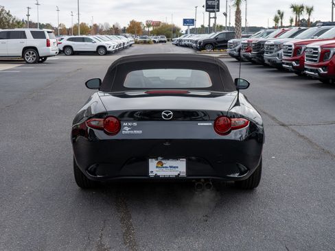 Used 2021 MAZDA MX-5 Miata Sport w/ Weather Package image 4
