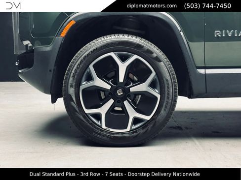 Used 2024 Rivian R1S Adventure AWD/4WD image 40