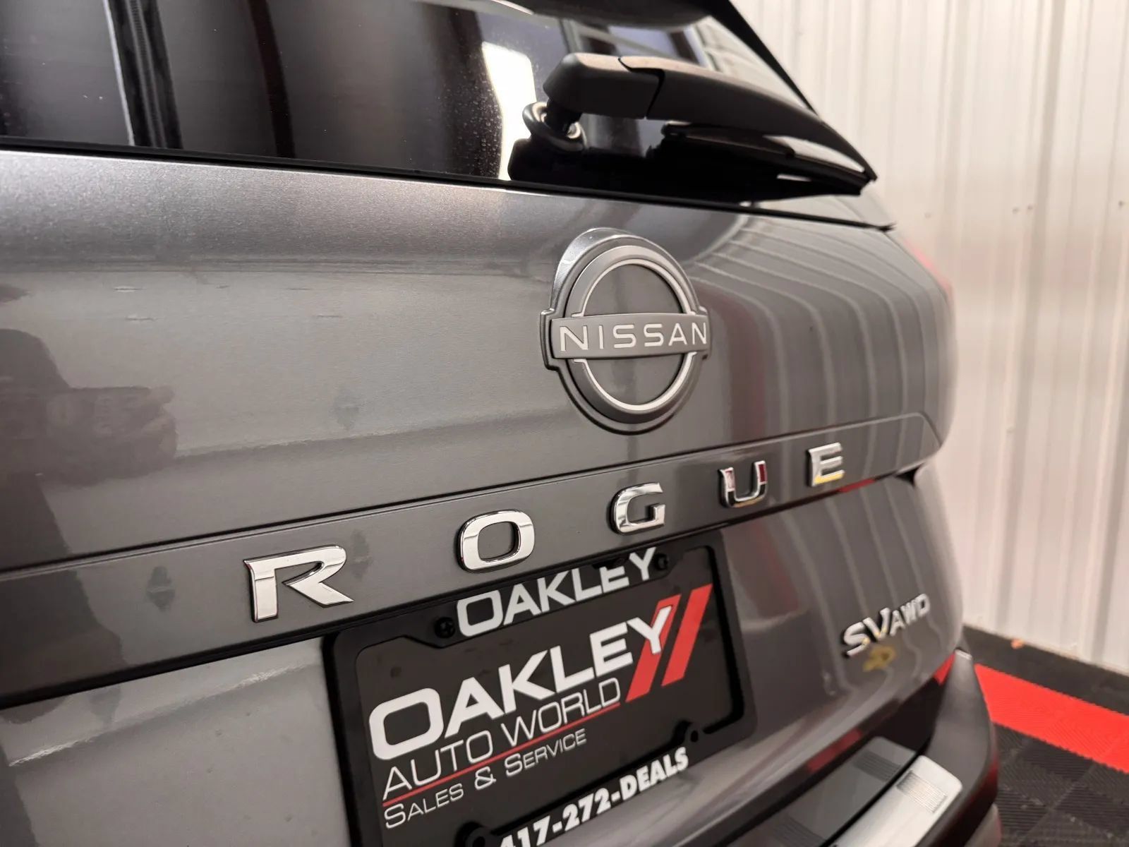 Used 2023 Nissan Rogue SV AWD/4WD image 13