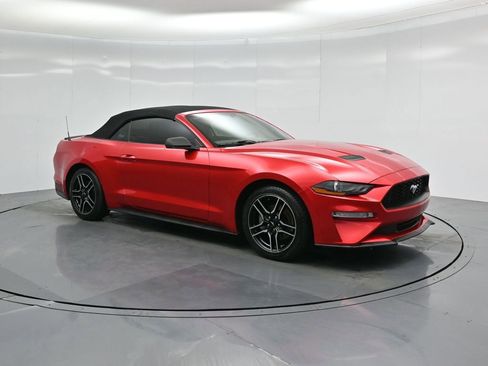 Certified 2018 Ford Mustang Premium image 32