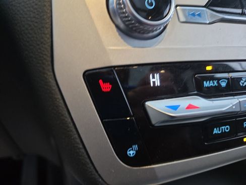 Used 2020 Ford Explorer XLT w/ Equipment Group 202A image 24