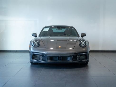Certified 2022 Porsche 911 Carrera 4 AWD/4WD image 10