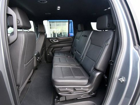Used 2024 Chevrolet Suburban LT AWD/4WD image 16