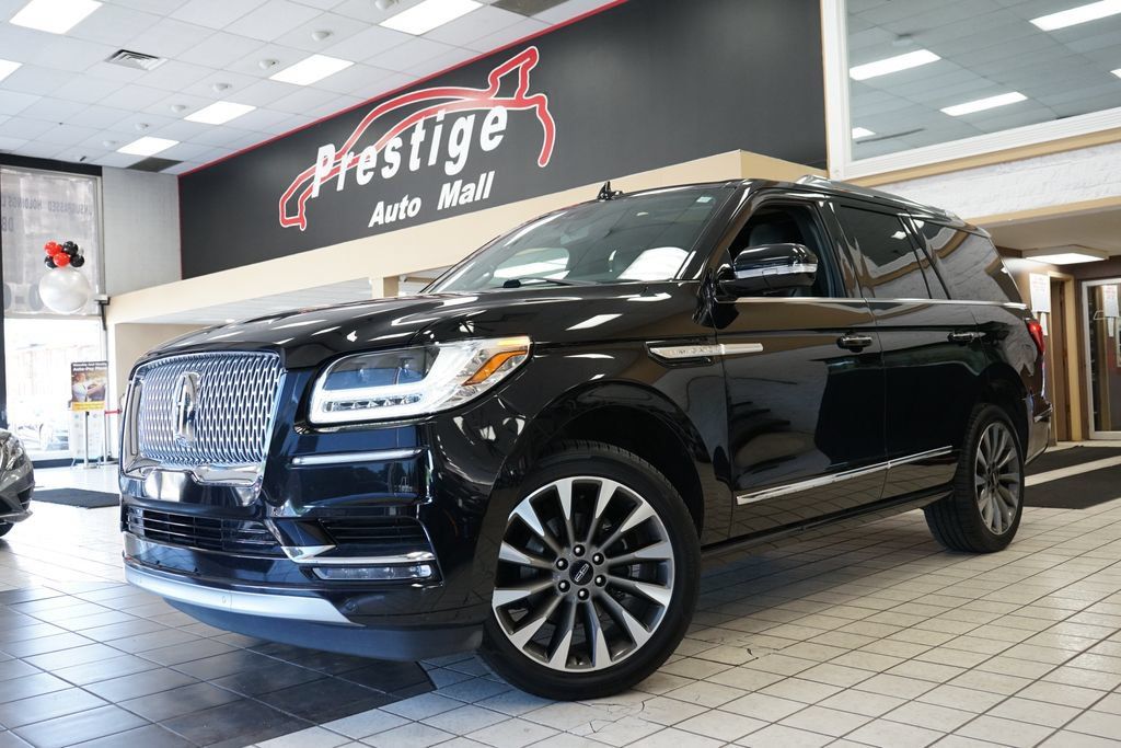 Used 2021 Lincoln Navigator Reserve AWD/4WD image 23