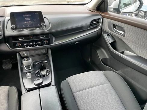 Certified 2023 Nissan Rogue SV AWD/4WD image 11