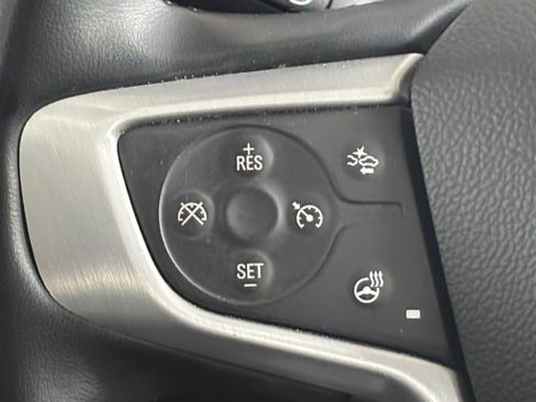 Used 2024 GMC Terrain SLT AWD/4WD image 11