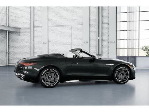 New 2026 Mercedes-Benz Maybach SL 680 image 17