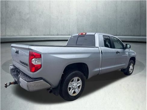 Used 2018 Toyota Tundra SR5 AWD/4WD image 5