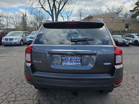 Used 2014 Jeep Compass Latitude image 3