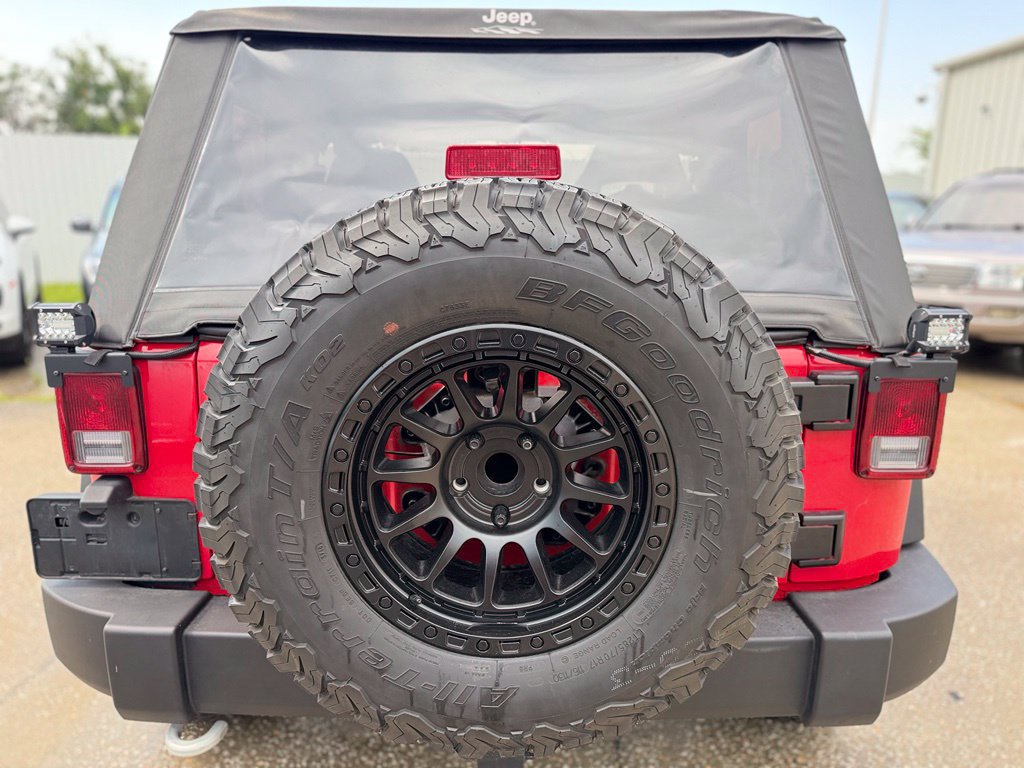 Used 2017 Jeep Wrangler Sport w/ Quick Order Package 24S AWD/4WD image 4