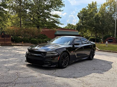 Used 2021 Dodge Charger Scat Pack RWD image 1