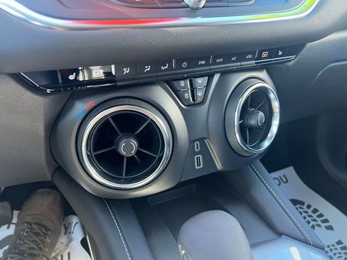 Used 2024 Chevrolet Blazer LT image 26