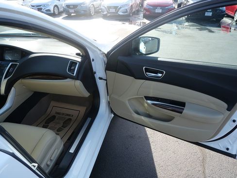 Used 2019 Acura TLX image 20