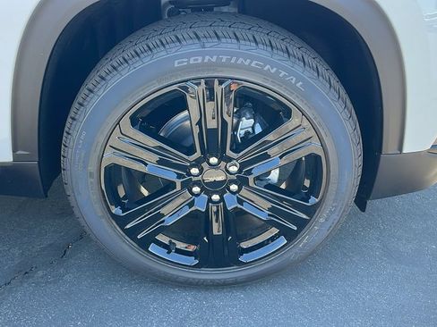 New 2027 GMC Acadia Elevation w/ Black Edition FWD image 10