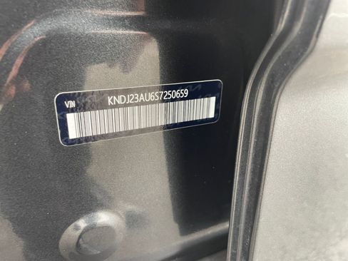 Used 2025 Kia Soul LX w/ LX Technology Package image 23