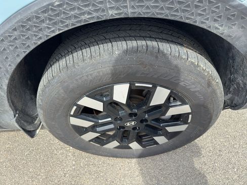 Used 2026 Hyundai Santa Cruz SE image 3