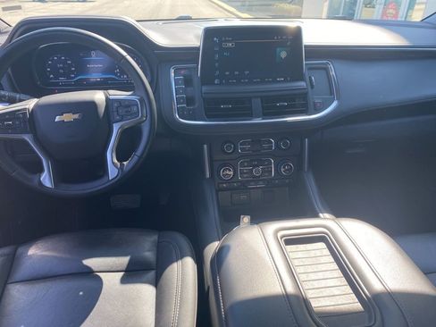 Used 2024 Chevrolet Suburban LT AWD/4WD image 10