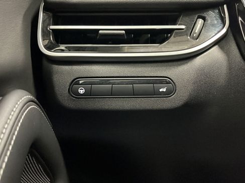 Used 2023 INFINITI QX60 Luxe AWD/4WD image 31