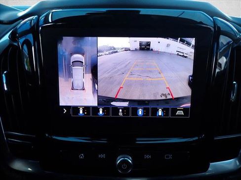 Used 2020 Chevrolet Traverse RS AWD/4WD image 19
