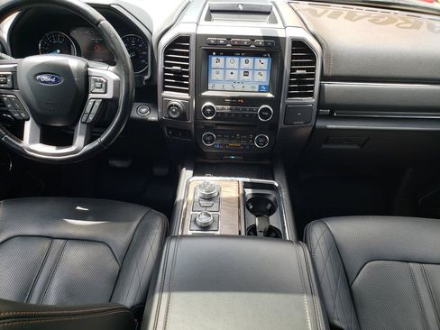 Used 2018 Ford Expedition Platinum AWD/4WD image 12
