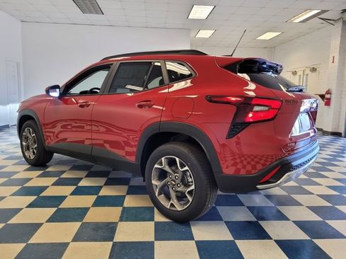 New 2026 Chevrolet Trax LT w/ Driver Confidence Package image 5