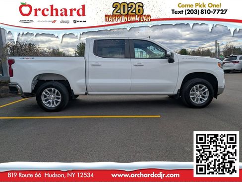 Used 2024 Chevrolet Silverado 1500 LT image 2