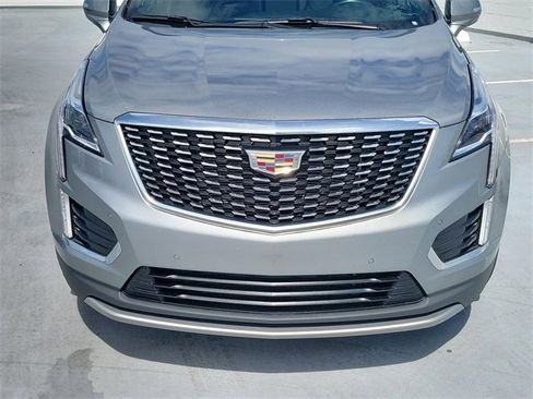 Certified 2024 Cadillac XT5 Premium Luxury w/ LPO, Premium Carpet Package image 9