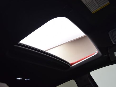 Used 2023 Chevrolet Silverado 1500 ZR2 image 21