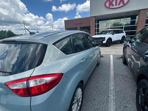 Used 2014 Ford C-MAX SEL w/ Equipment Group 302A FWD image 21