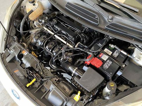 Used 2015 Ford Fiesta S image 26