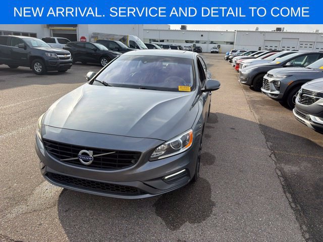 Used 2017 Volvo S60 T5 Dynamic w/ Vision Package AWD/4WD image 2