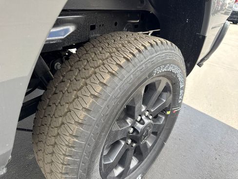New 2026 RAM 2500 Laramie w/ Night Edition AWD/4WD image 38