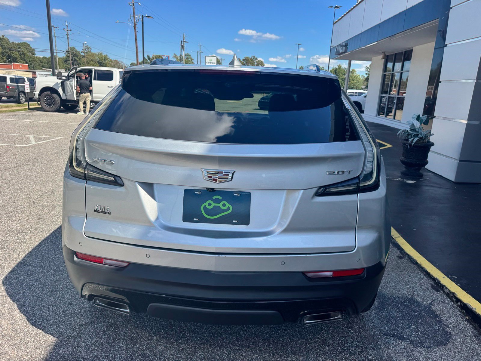 Certified 2019 Cadillac XT4 Sport w/ Cold Weather Package FWD image 10