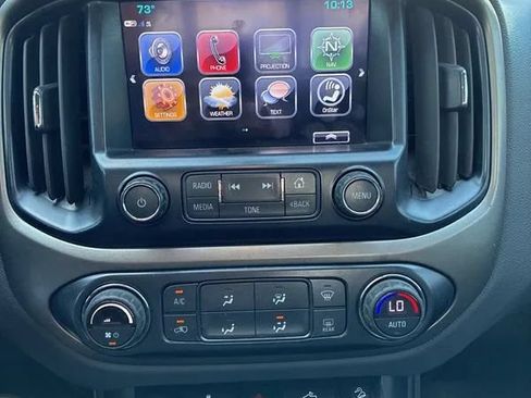Used 2017 Chevrolet Colorado Z71 AWD/4WD image 25