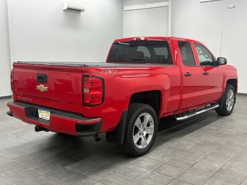 Used 2018 Chevrolet Silverado 1500 Custom w/ Custom Value Package AWD/4WD image 2