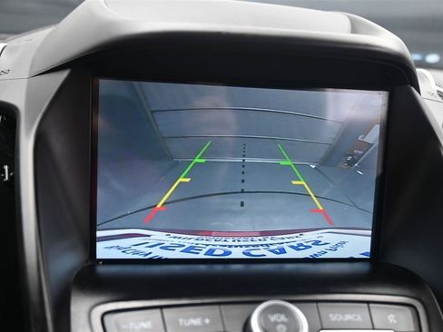 Used 2019 Ford Escape SE FWD image 14