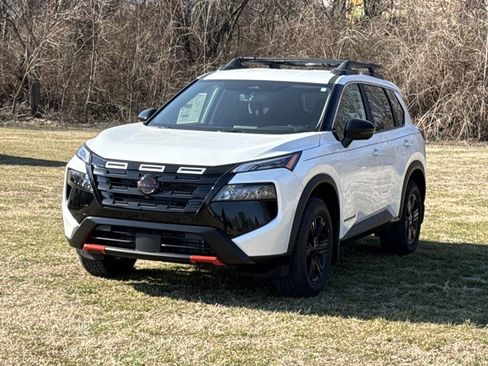 New 2026 Nissan Rogue SV image 12